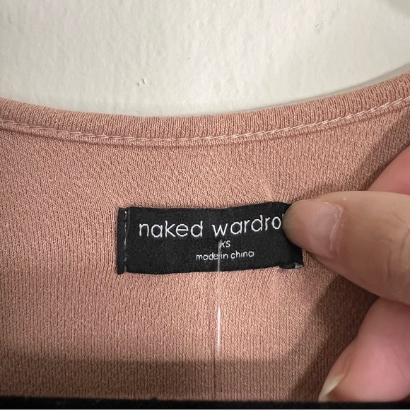 NWT Naked Wardrobe The NW V-Neck Bodysuit - Picture 7 of 9